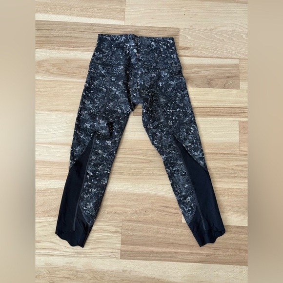 Lululemon Wunder Under Crop Leggings (Special Edition size 2-4 - Picture 10 of 13